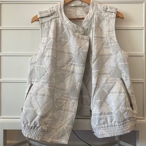 Twelfth Street by Cynthia Vincent geometric vest